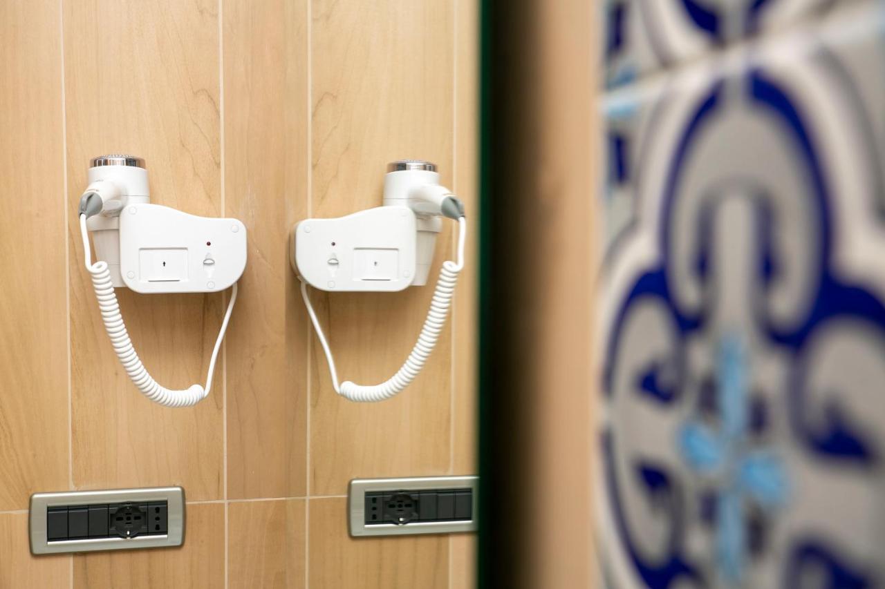 Hotel Pietra Di Luna Майори Екстериор снимка