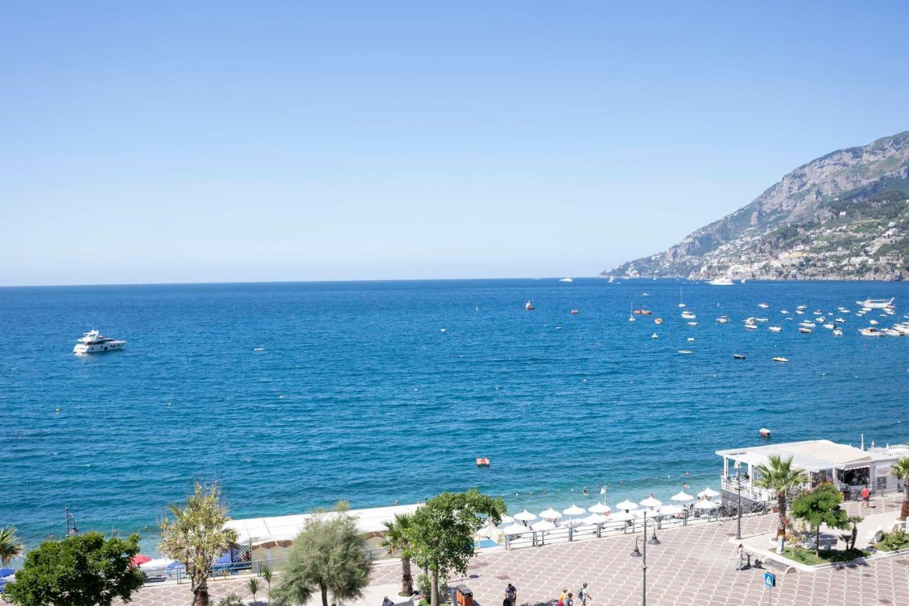 Hotel Pietra Di Luna Майори Екстериор снимка