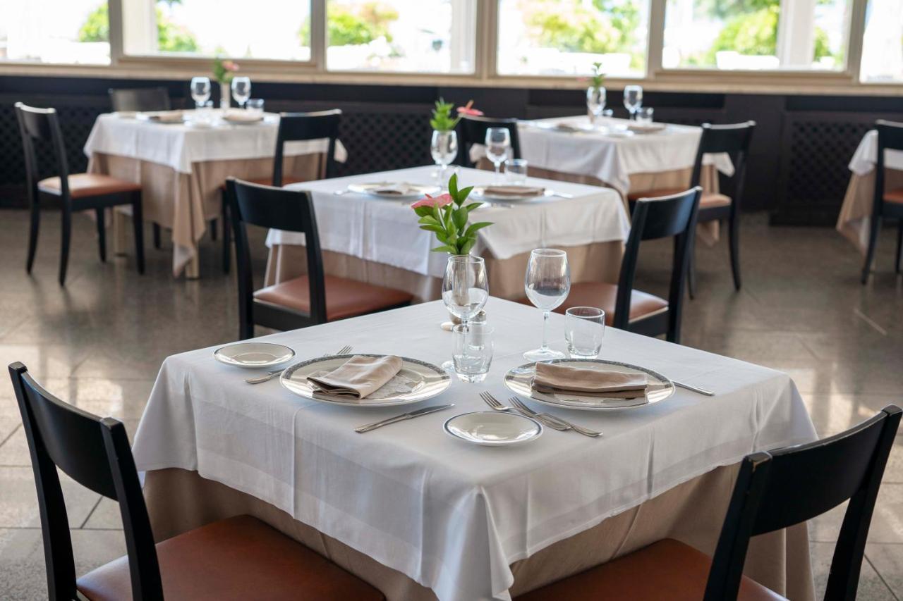 Hotel Pietra Di Luna Майори Екстериор снимка