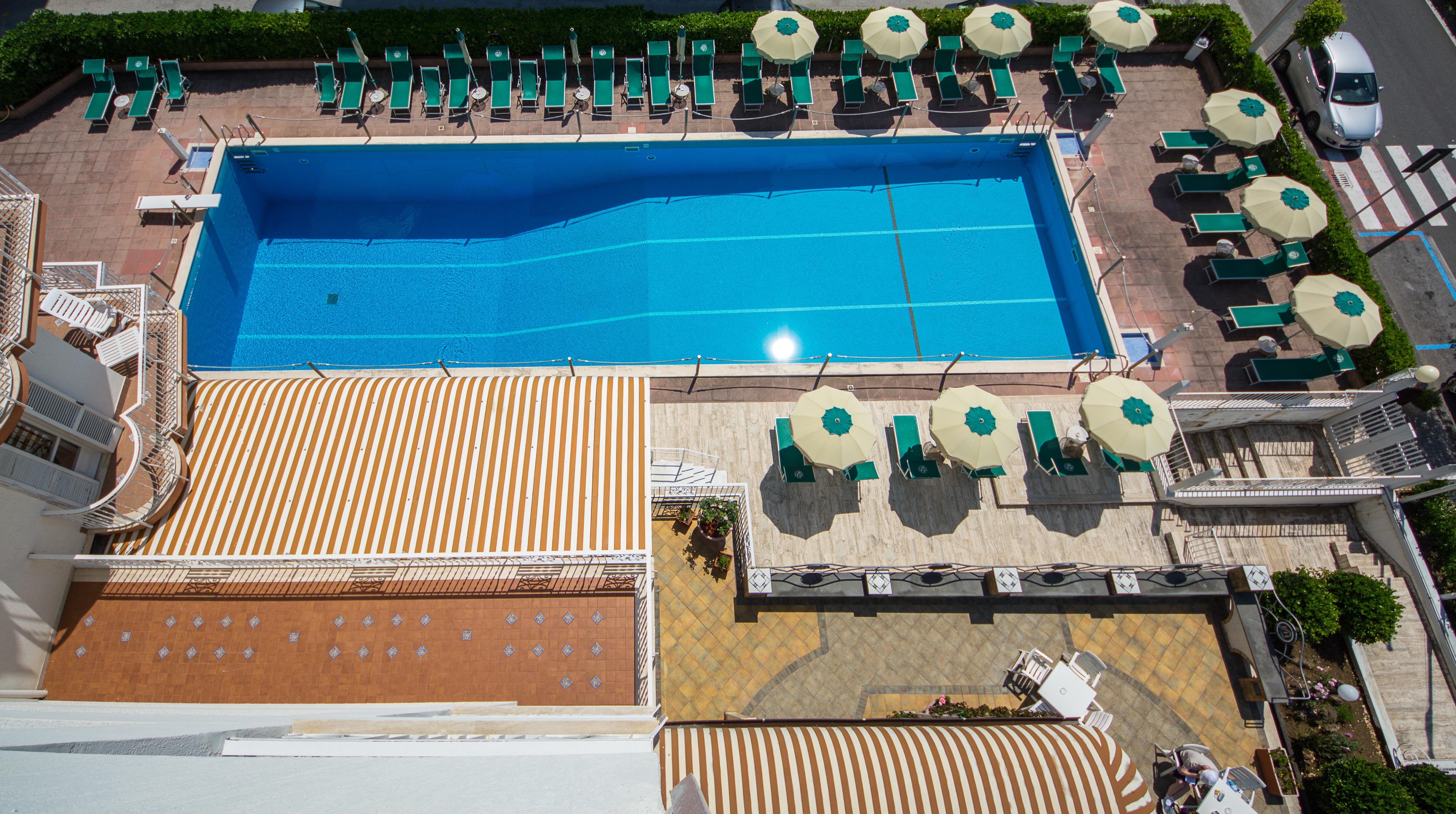 Hotel Pietra Di Luna Майори Екстериор снимка