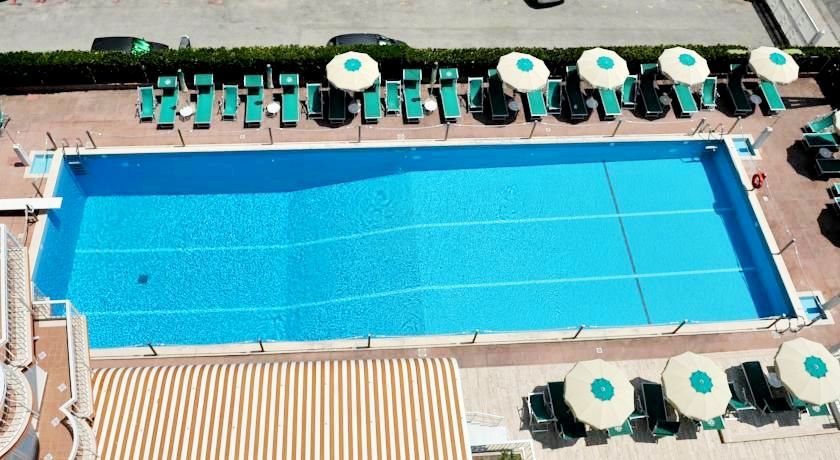 Hotel Pietra Di Luna Майори Екстериор снимка